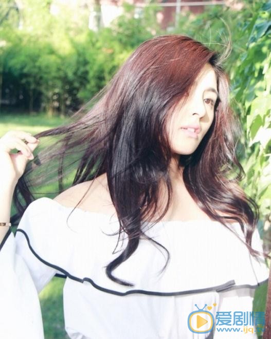 许雅婷清新写真 许雅婷高清写真_许雅婷高清剧照