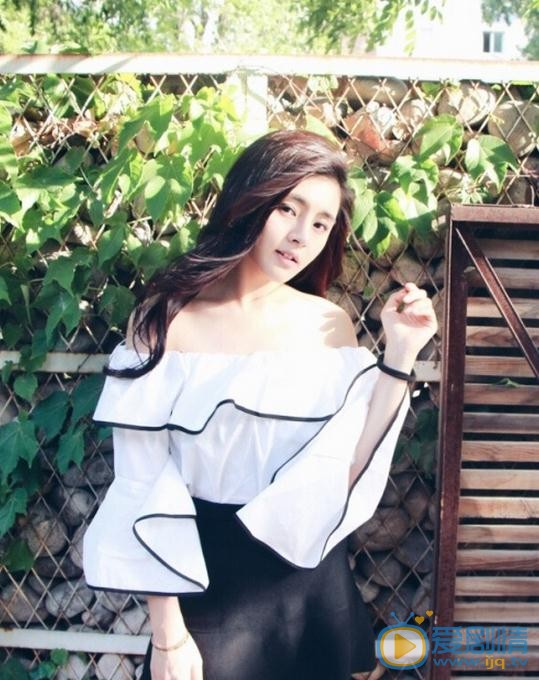 许雅婷清新写真 许雅婷高清写真_许雅婷高清剧照