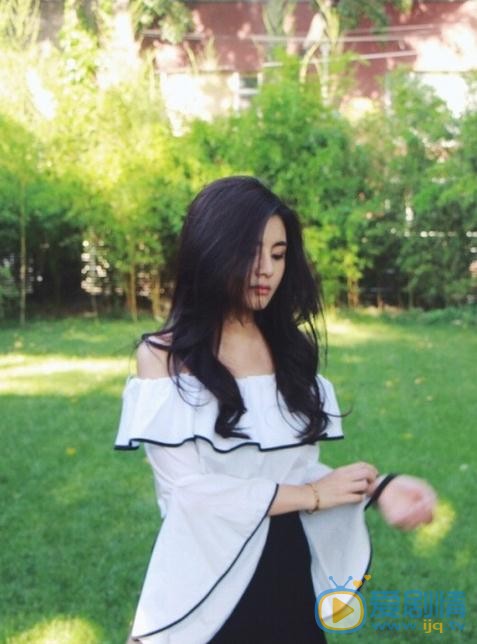 许雅婷清新写真 许雅婷高清写真_许雅婷高清剧照