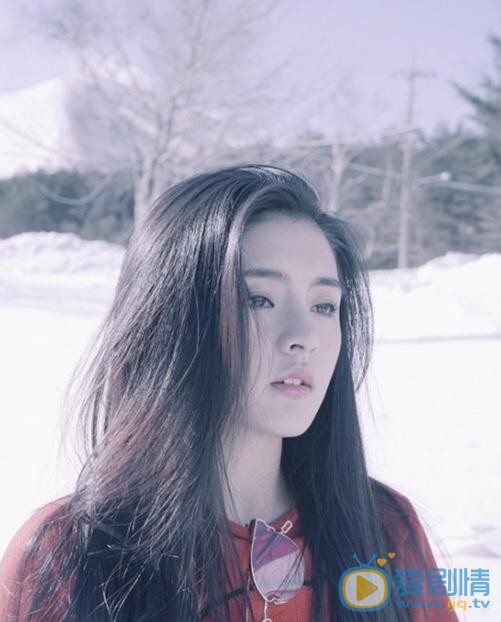 许雅婷街拍写真 许雅婷高清写真_许雅婷高清剧照