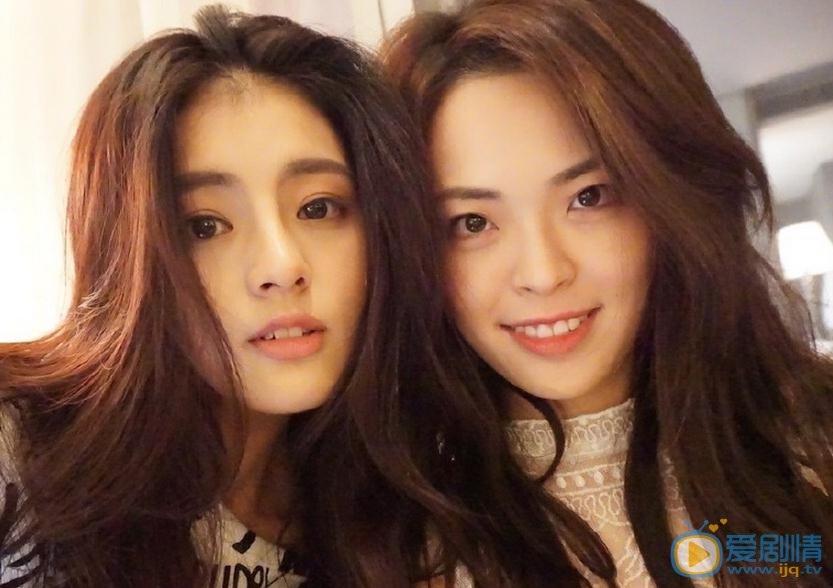 许雅婷朋友合照 许雅婷高清写真_许雅婷高清剧照