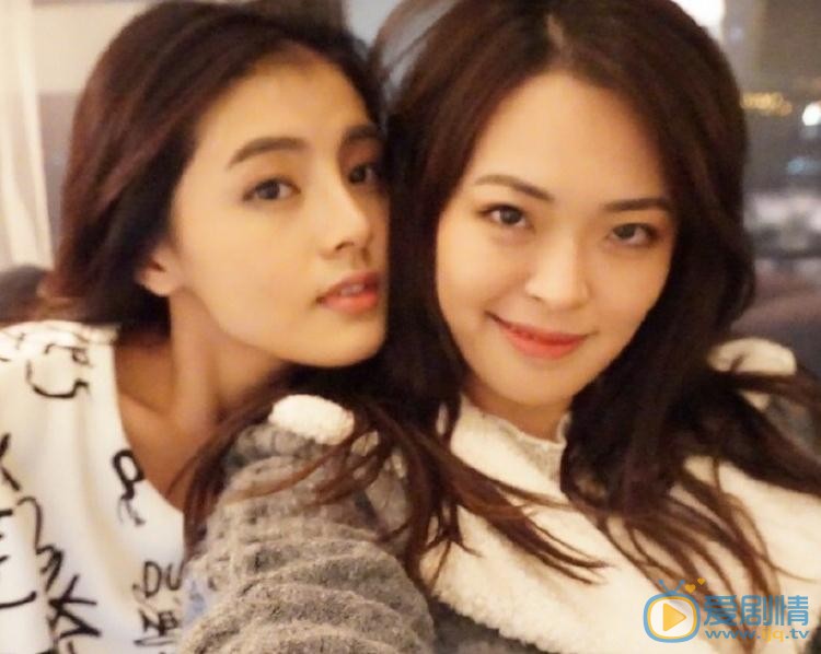 许雅婷朋友合照 许雅婷高清写真_许雅婷高清剧照