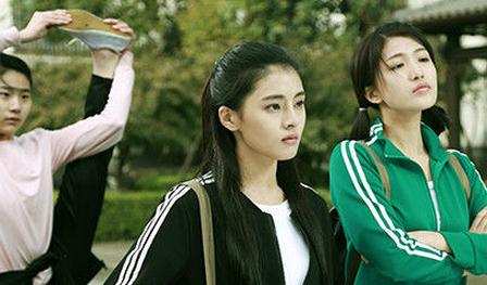 许雅婷《在1996的终点等你》剧照 许雅婷高清写真_许雅婷高清剧照