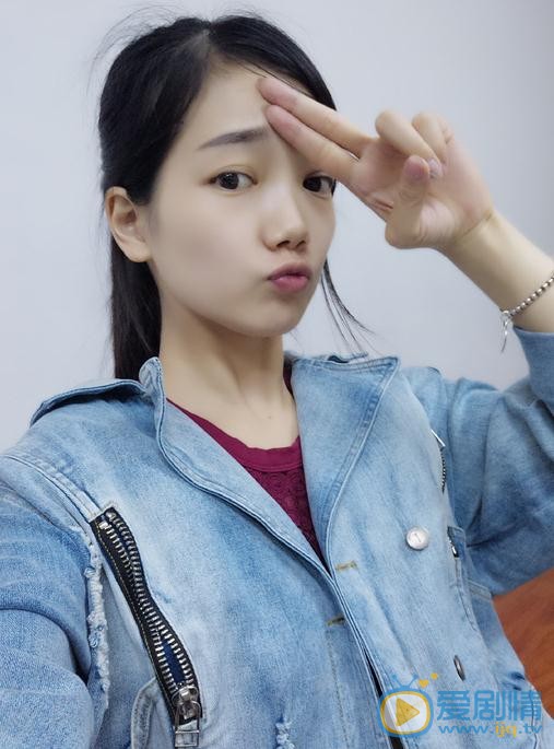 溪格生活照 溪格高清写真_溪格高清剧照