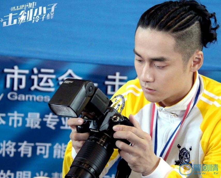 进击吧闪电剧照