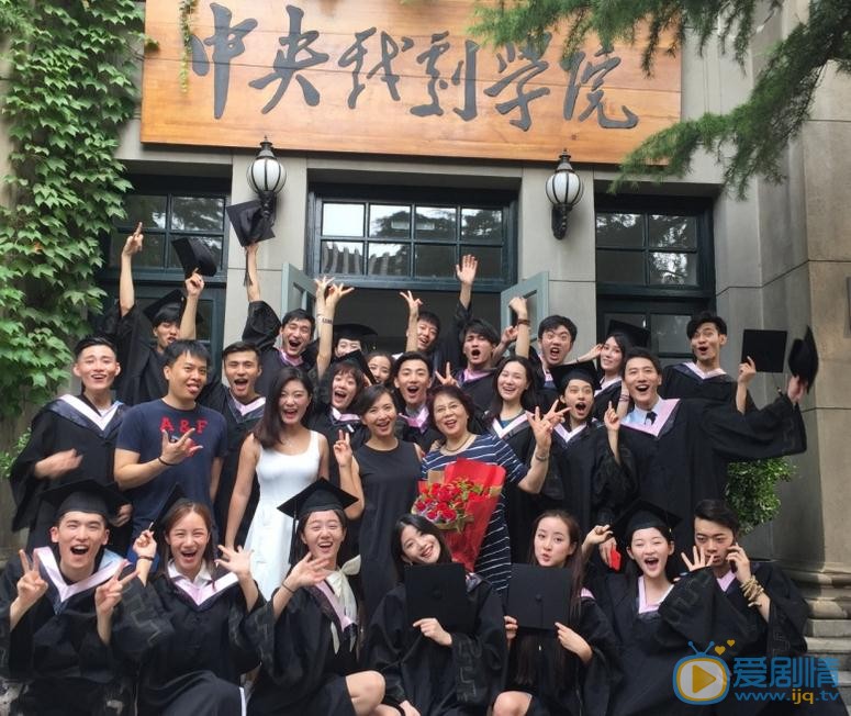 朱俊玮朋友合照 朱俊玮高清写真_朱俊玮高清剧照