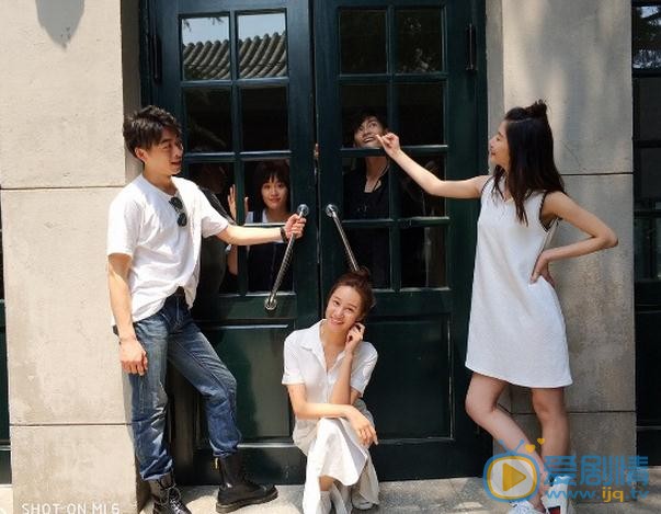 朱俊玮朋友合照 朱俊玮高清写真_朱俊玮高清剧照