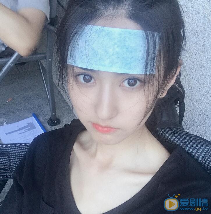 曹明悦卖萌照 曹明悦高清写真_曹明悦高清剧照