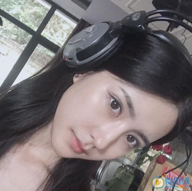 曹明悦生活照 曹明悦高清写真_曹明悦高清剧照