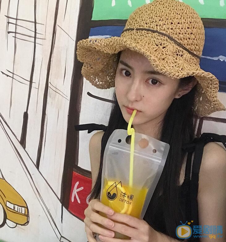 曹明悦生活照 曹明悦高清写真_曹明悦高清剧照