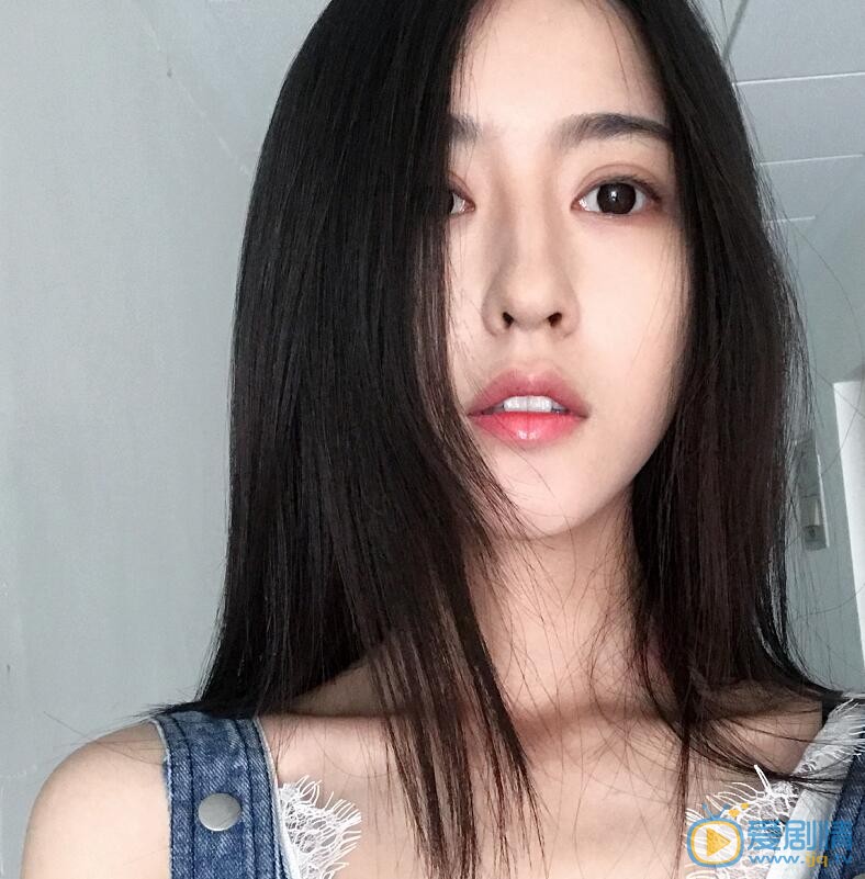 曹明悦生活照 曹明悦高清写真_曹明悦高清剧照