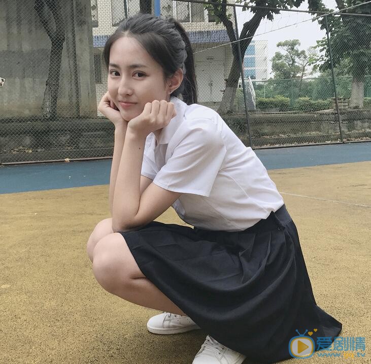 曹明悦卖萌照 曹明悦高清写真_曹明悦高清剧照