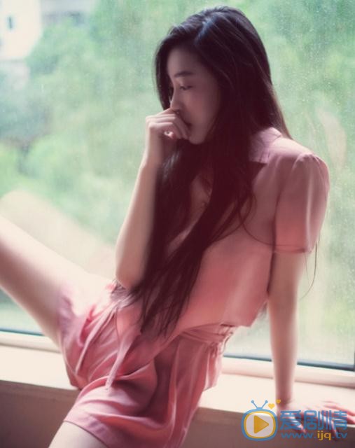 张辛苑粉色写真 张辛苑高清写真_张辛苑高清剧照