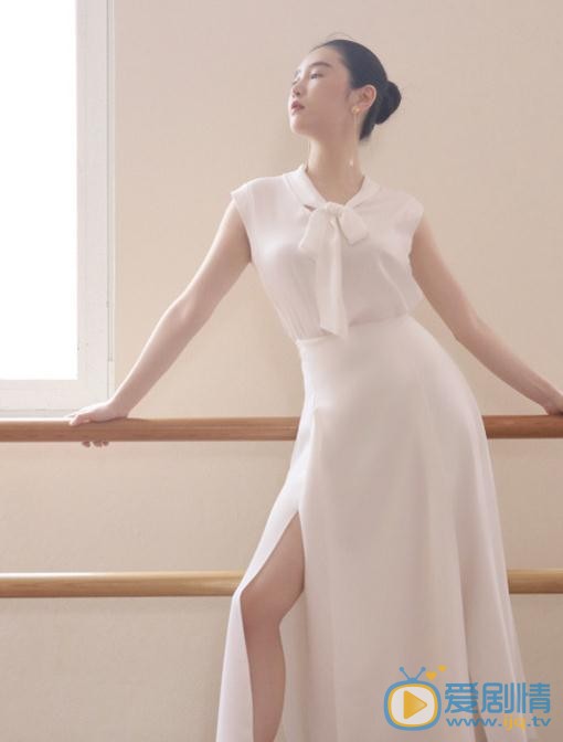 张辛苑粉色写真 张辛苑高清写真_张辛苑高清剧照