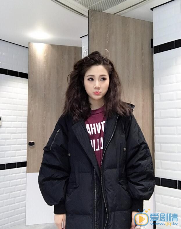 张可盈生活照 张可盈高清写真_张可盈高清剧照