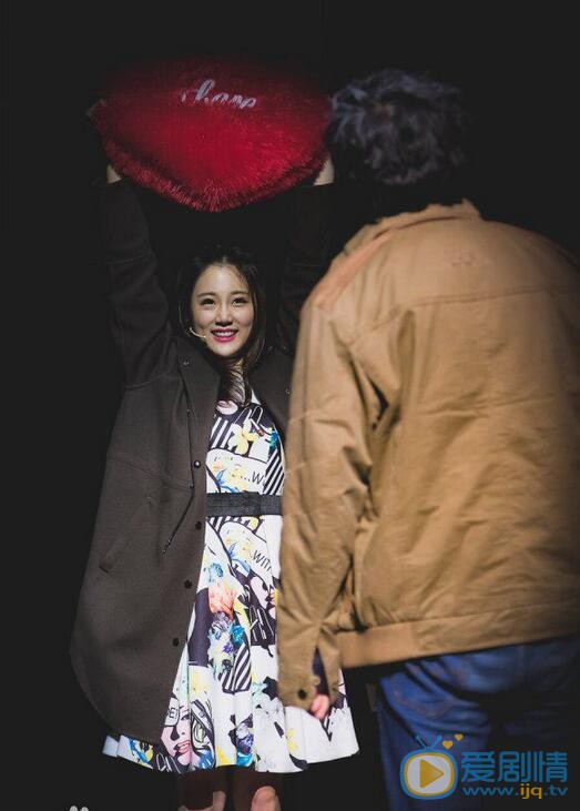张可盈舞台剧照 张可盈高清写真_张可盈高清剧照