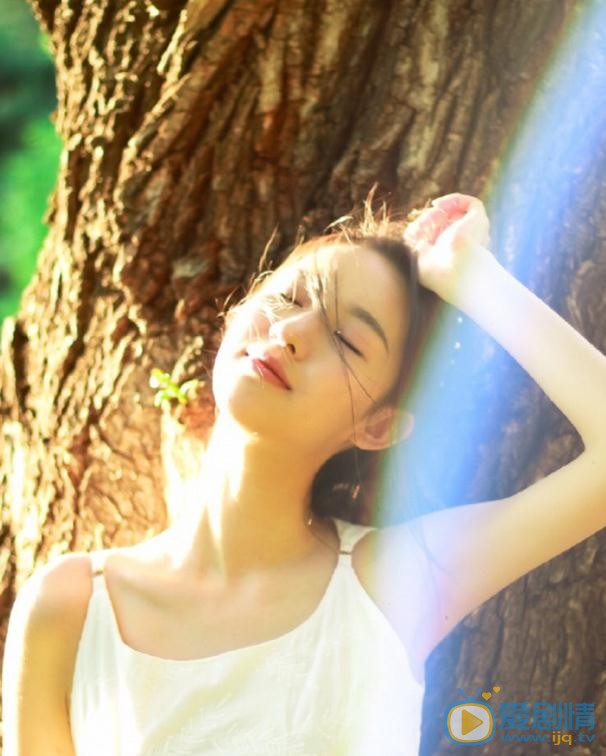 王玉雯夏日写真 王玉雯高清写真_王玉雯高清剧照
