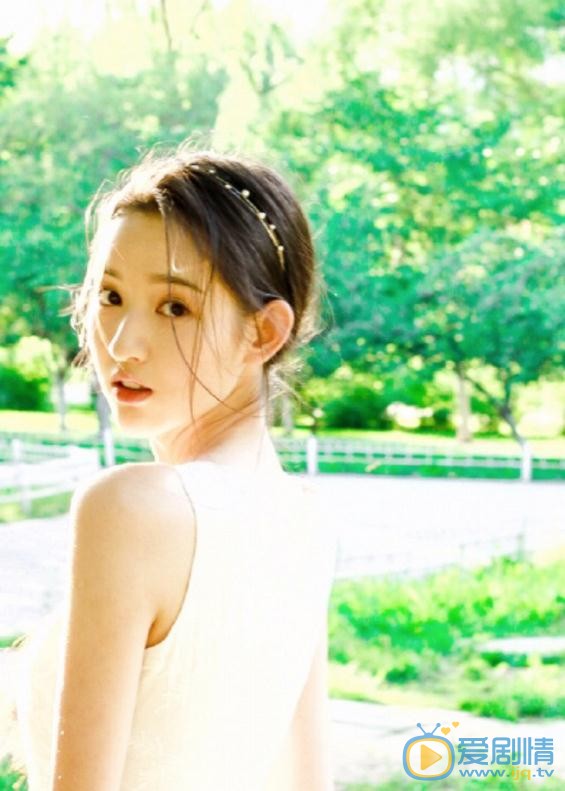 王玉雯夏日写真 王玉雯高清写真_王玉雯高清剧照