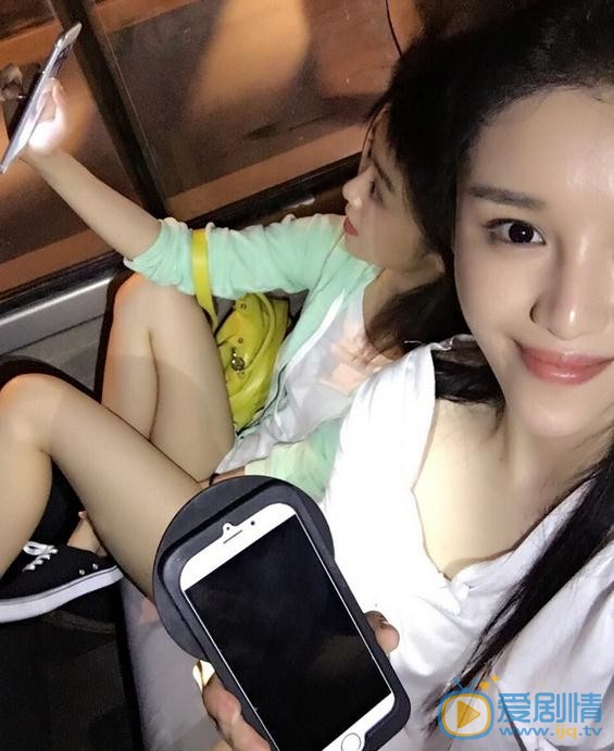 鲁筱冉朋友合照 鲁筱冉高清写真_鲁筱冉高清剧照