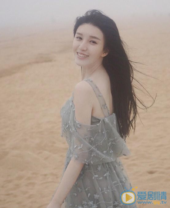 鲁筱冉小性感写真 鲁筱冉高清写真_鲁筱冉高清剧照