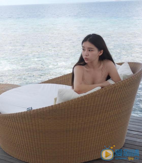 鲁筱冉小性感写真 鲁筱冉高清写真_鲁筱冉高清剧照
