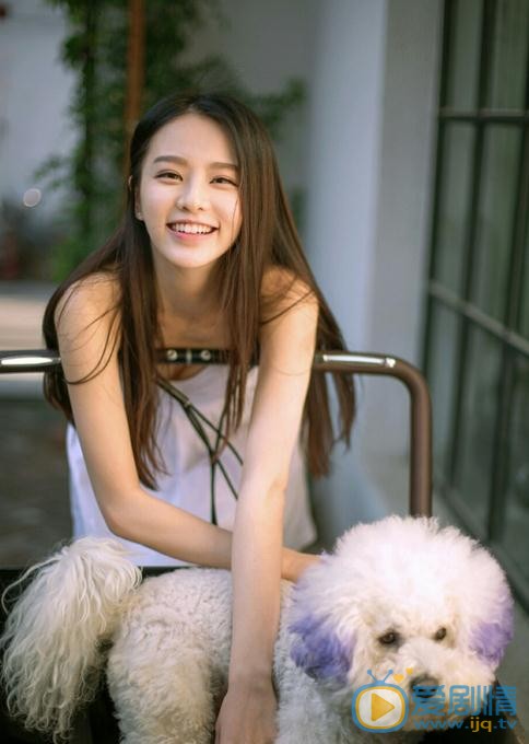 曾晓夏街拍写真 曾晓夏高清写真_曾晓夏高清剧照