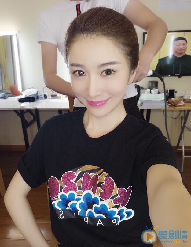 李艾瑾生活照 李艾瑾高清写真_李艾瑾高清剧照