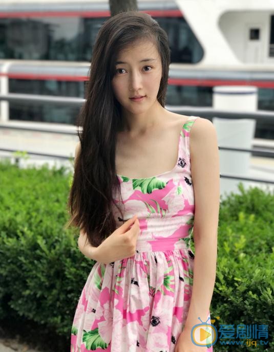 吕艳生活照 吕艳高清写真_吕艳高清剧照