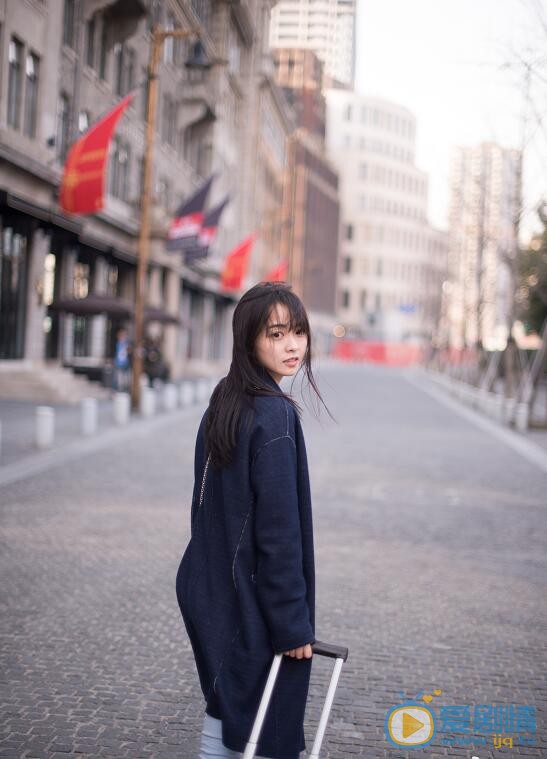 余心恬街拍写真 余心恬高清写真_余心恬高清剧照