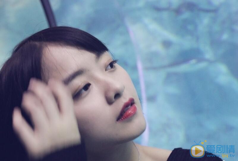 余心恬文艺写真 余心恬高清写真_余心恬高清剧照