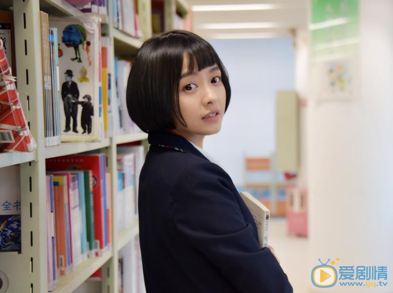 余心恬文艺写真 余心恬高清写真_余心恬高清剧照