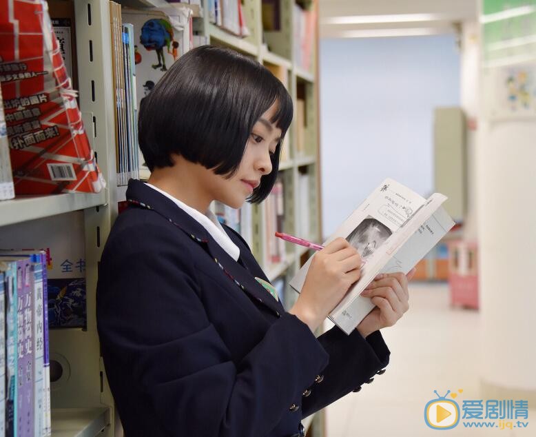 余心恬文艺写真 余心恬高清写真_余心恬高清剧照
