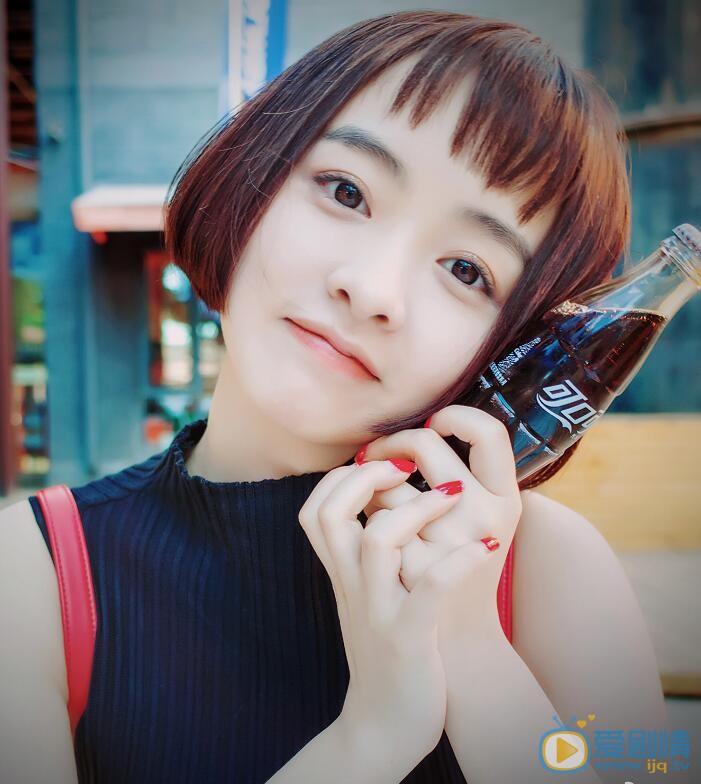 余心恬生活照 余心恬高清写真_余心恬高清剧照