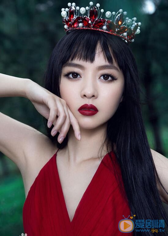 余心恬《七月半》剧照 余心恬高清写真_余心恬高清剧照