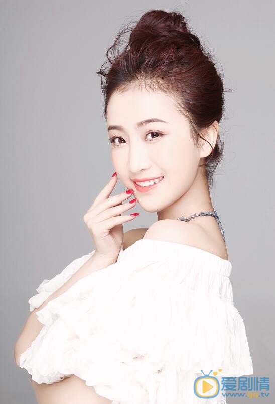李思琪时尚写真 李思琪高清写真_李思琪高清剧照