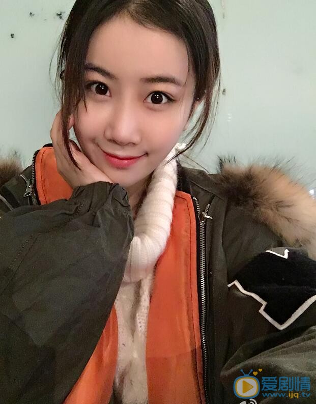 李思琪卖萌照 李思琪高清写真_李思琪高清剧照