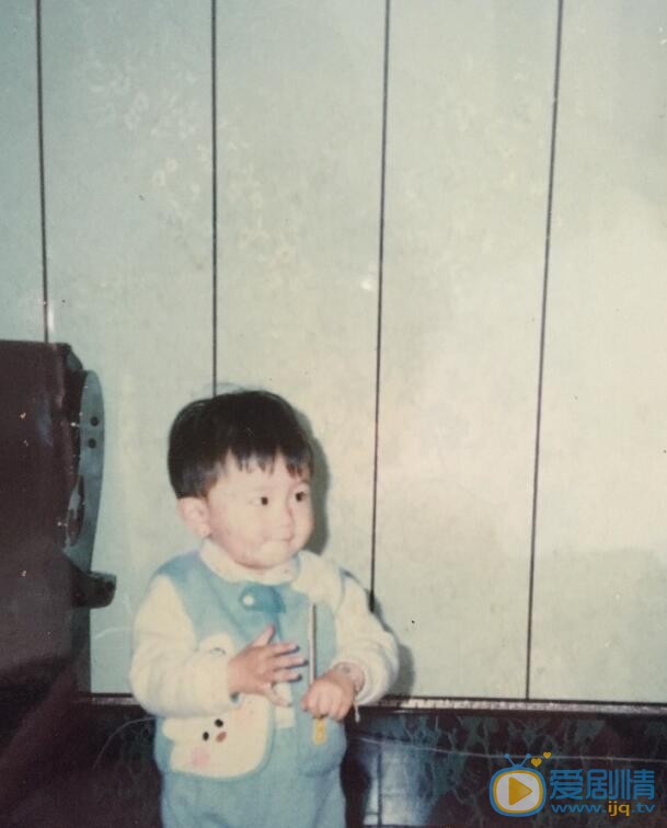 刘泯廷童年照 刘泯廷高清写真_刘泯廷高清剧照