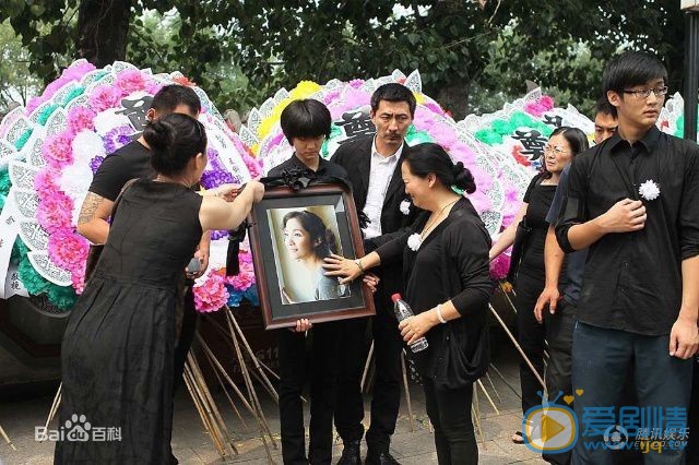 张子健前妻李婷追悼会 张子健高清写真_张子健高清剧照