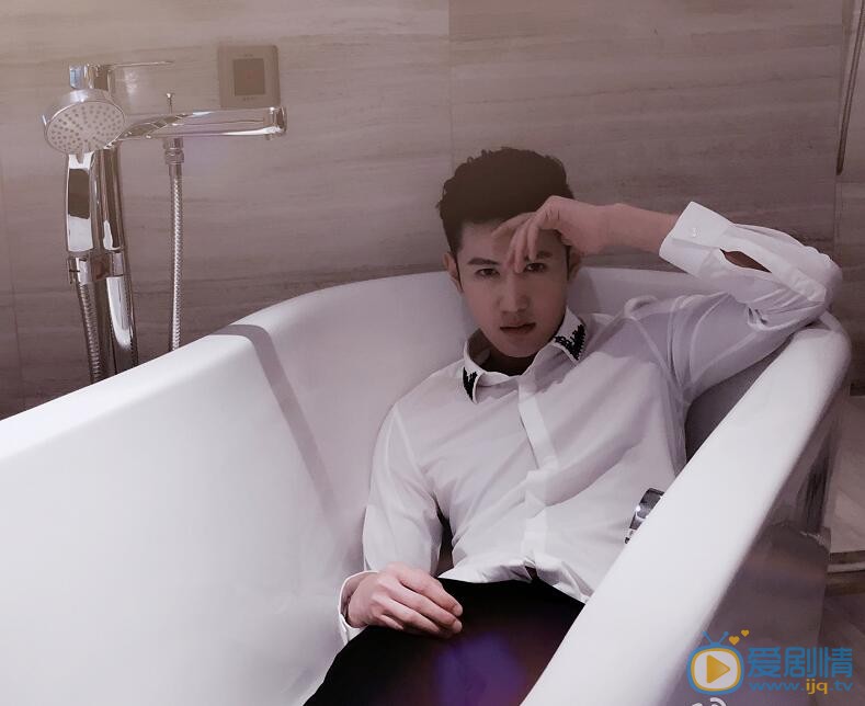 王超伟时尚写真 王超伟高清写真_王超伟高清剧照