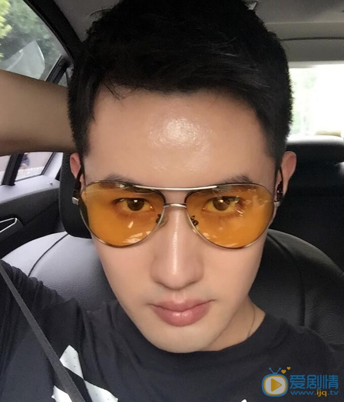 王超伟生活照 王超伟高清写真_王超伟高清剧照