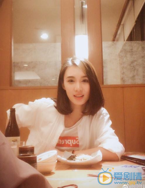 闫佳颖生活照 闫佳颖高清写真_闫佳颖高清剧照