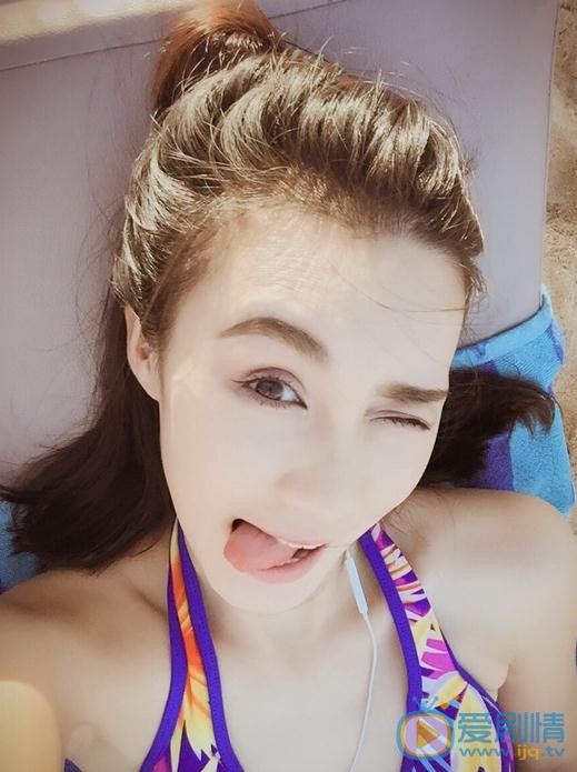 闫佳颖比基尼照 闫佳颖高清写真_闫佳颖高清剧照