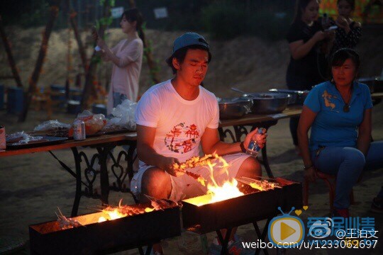 王泊文生活照 王泊文高清写真_王泊文高清剧照