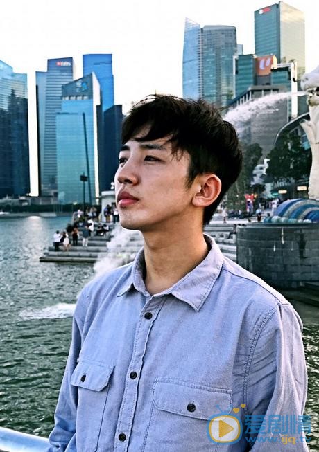 李政军生活照 李政军高清写真_李政军高清剧照