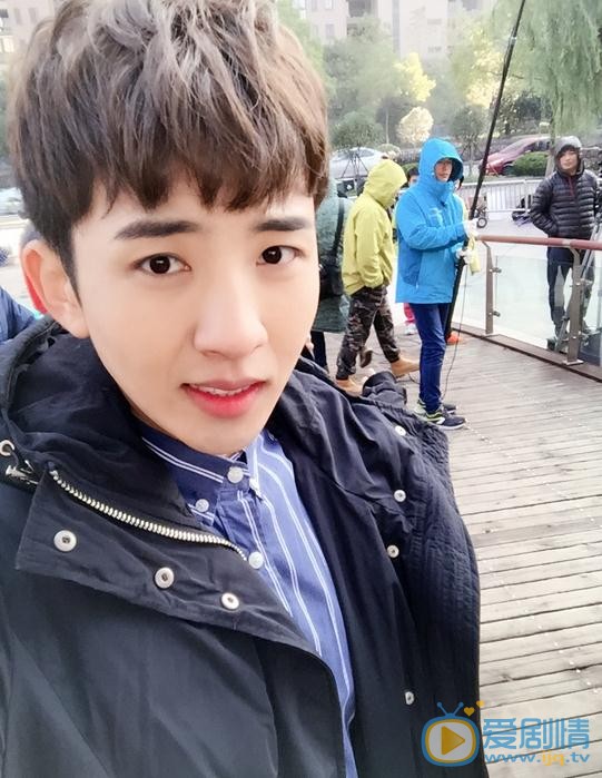 李政军生活照 李政军高清写真_李政军高清剧照