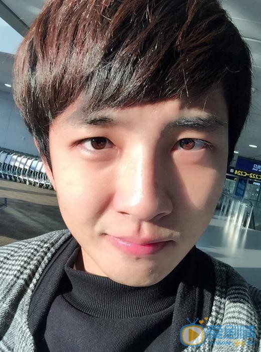 李政军生活照 李政军高清写真_李政军高清剧照