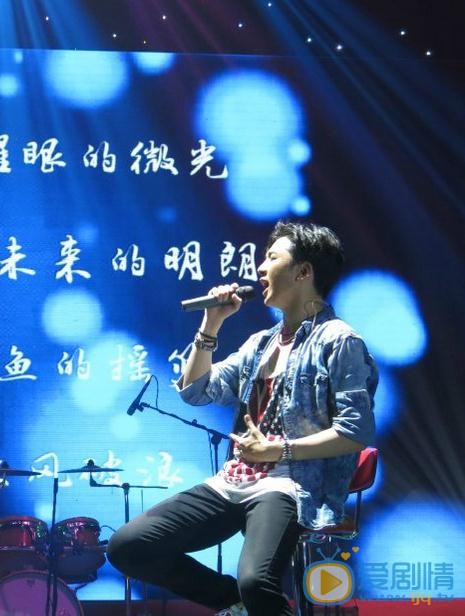李政军舞台照 李政军高清写真_李政军高清剧照