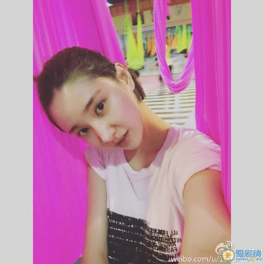 许芳铱生活照 许芳铱高清写真_许芳铱高清剧照