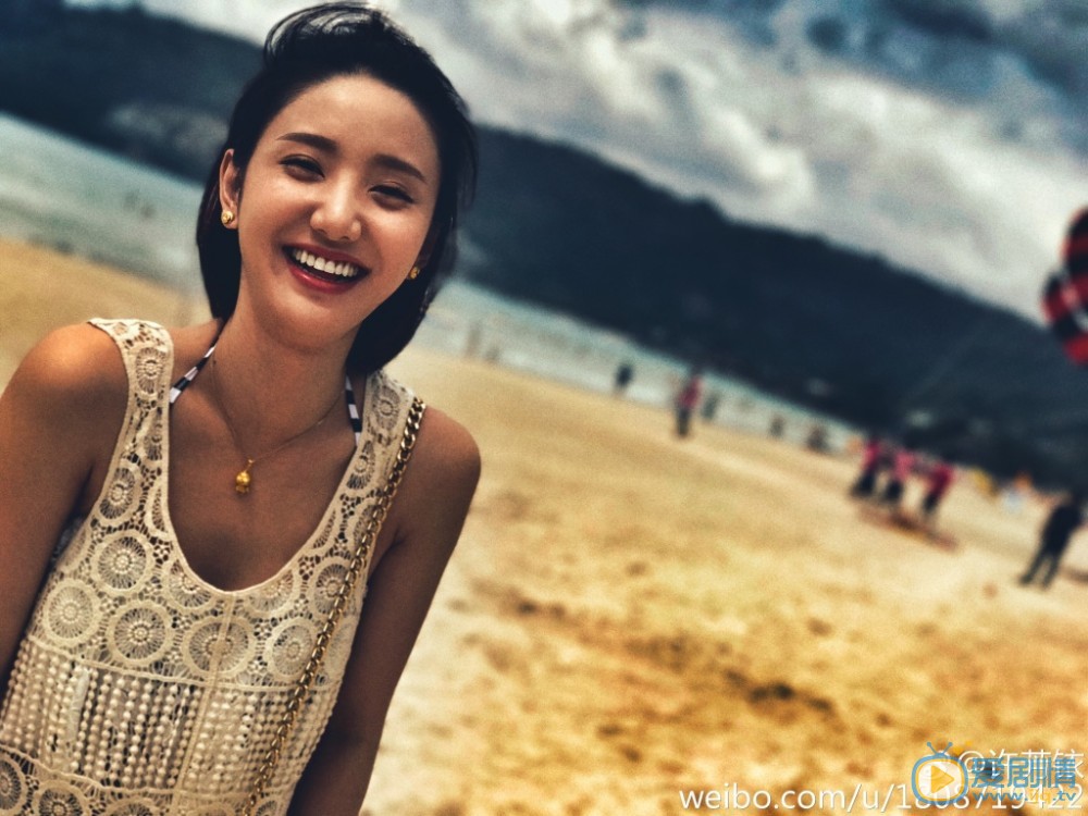 许芳铱海边写真 许芳铱高清写真_许芳铱高清剧照
