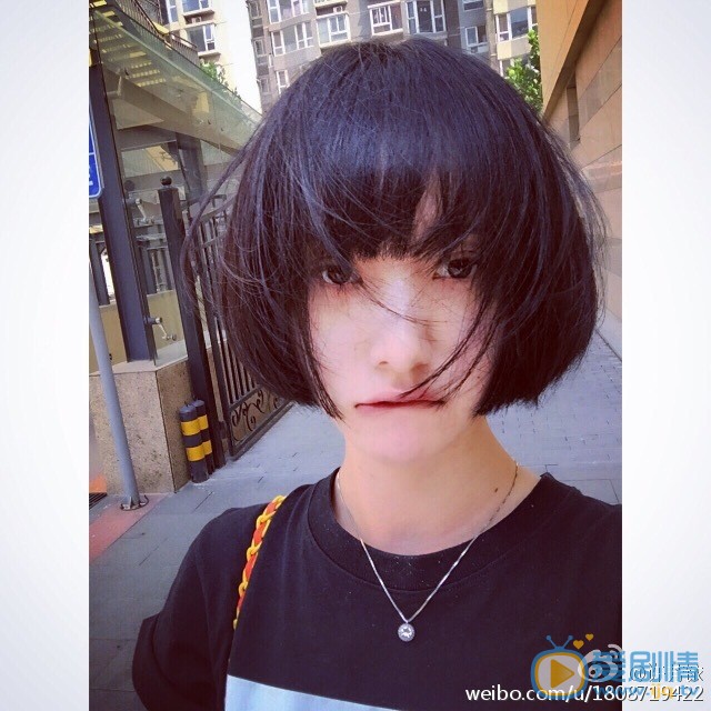 许芳铱街拍写真 许芳铱高清写真_许芳铱高清剧照